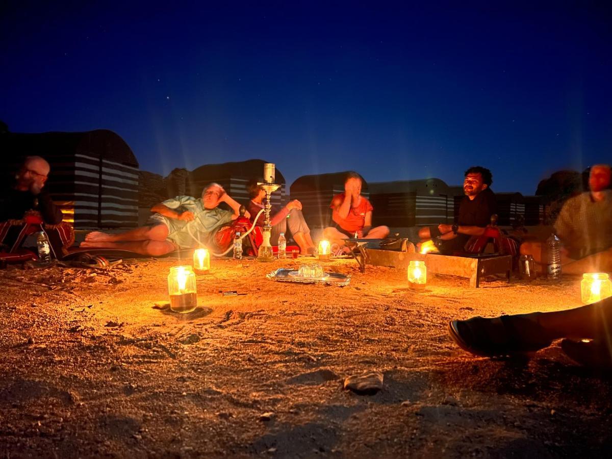 Wadi Rum Sky Tours&Camp Bagian luar foto