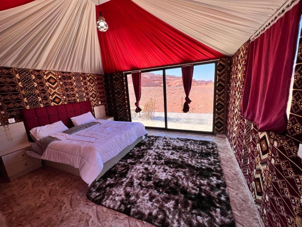 Wadi Rum Sky Tours&Camp Bagian luar foto