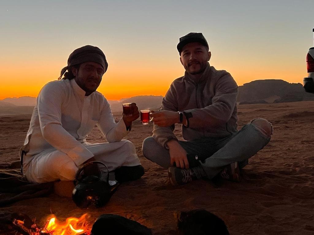 Wadi Rum Sky Tours&Camp Bagian luar foto
