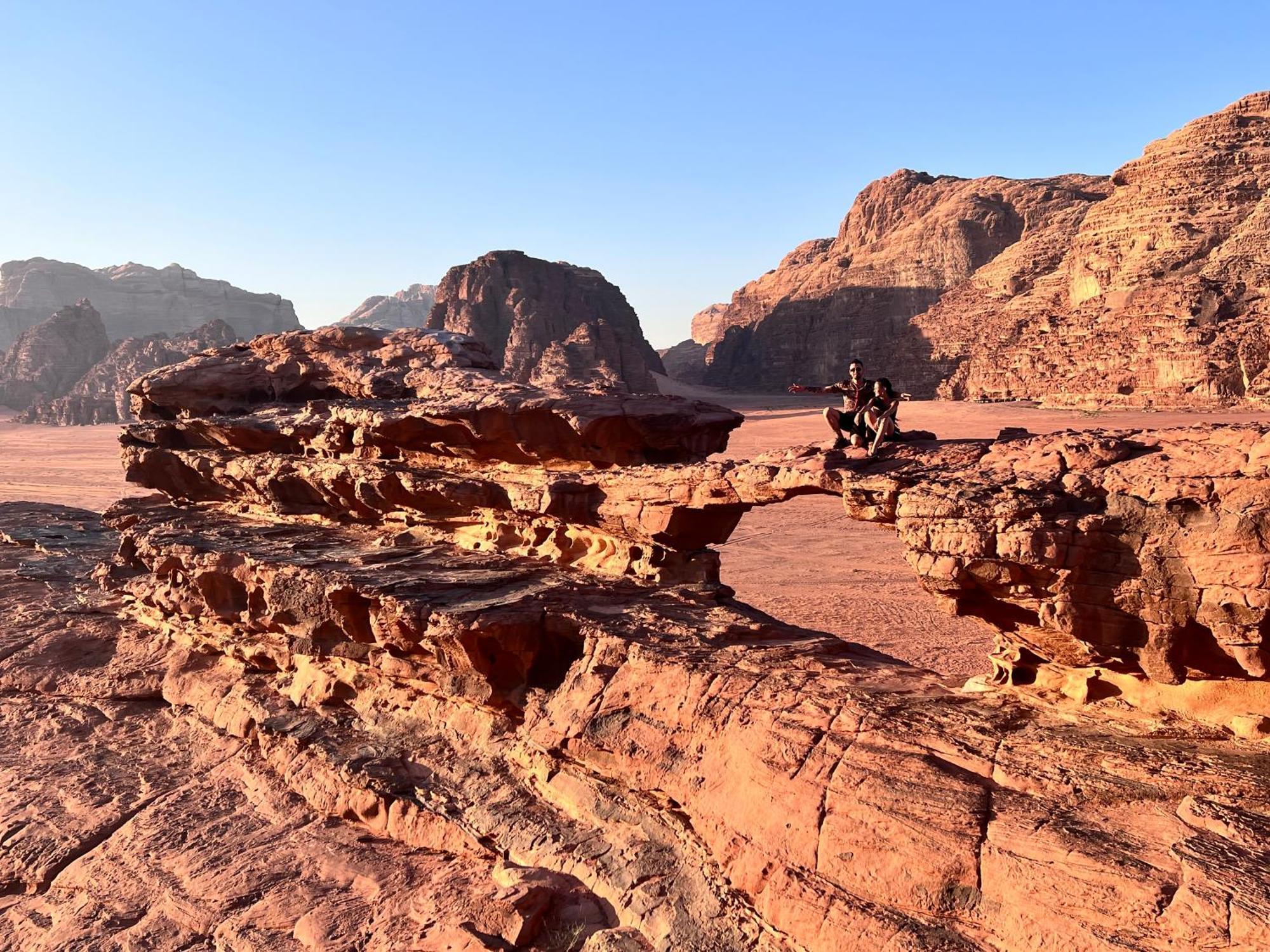 Wadi Rum Sky Tours&Camp Bagian luar foto