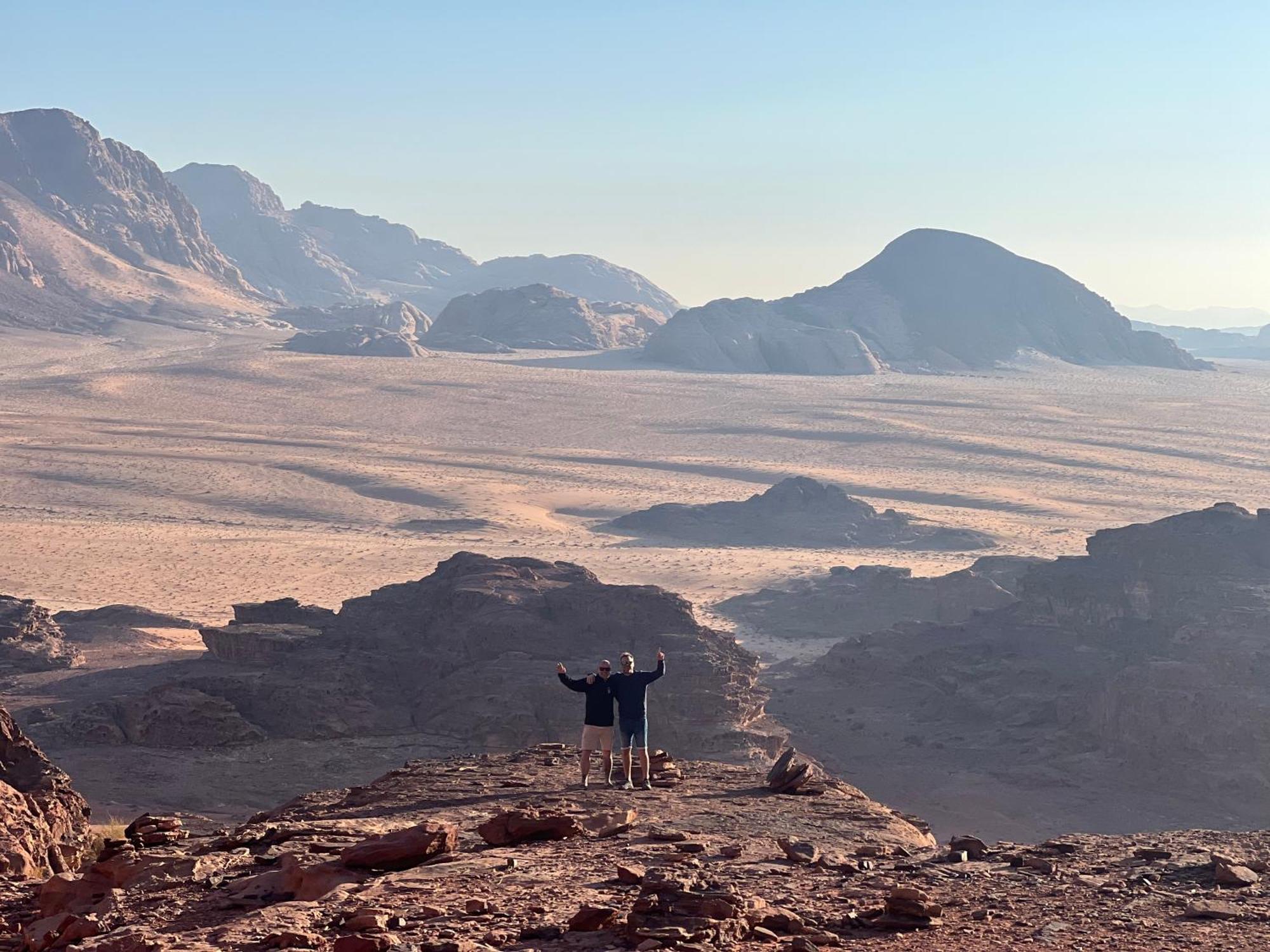 Wadi Rum Sky Tours&Camp Bagian luar foto
