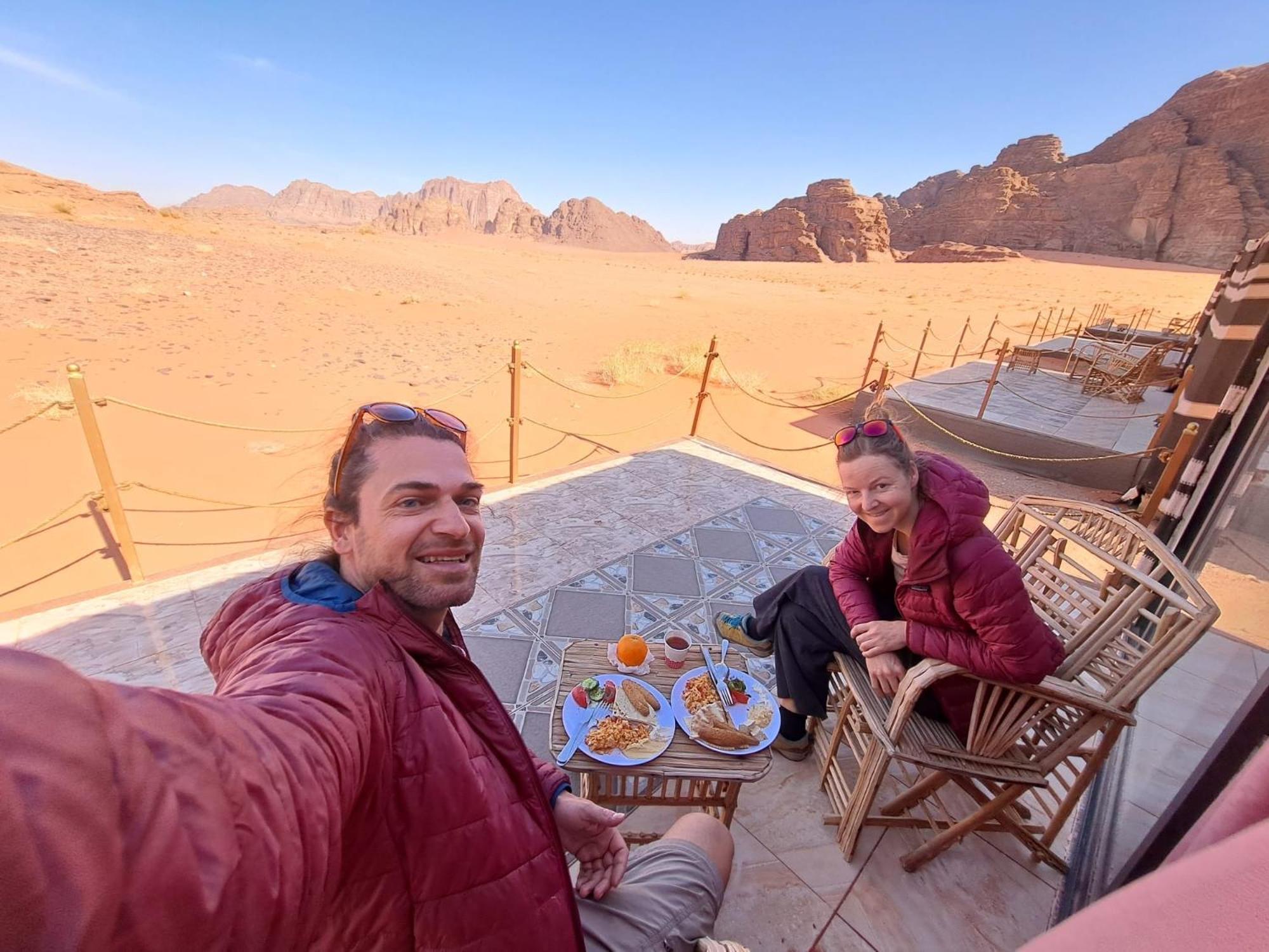 Wadi Rum Sky Tours&Camp Bagian luar foto